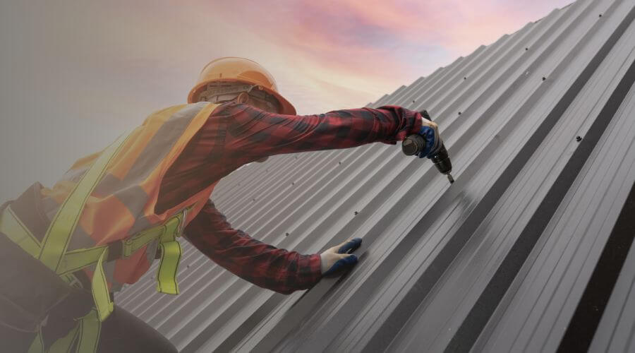 Professional gutter cleaning in Bridgewater Corners, VT